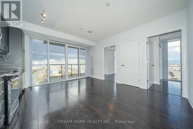 Building Photo - 7895 Jane St