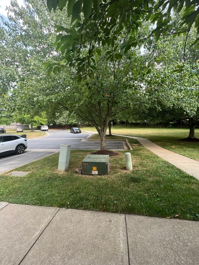 Building Photo - 9222 Murillo Ct