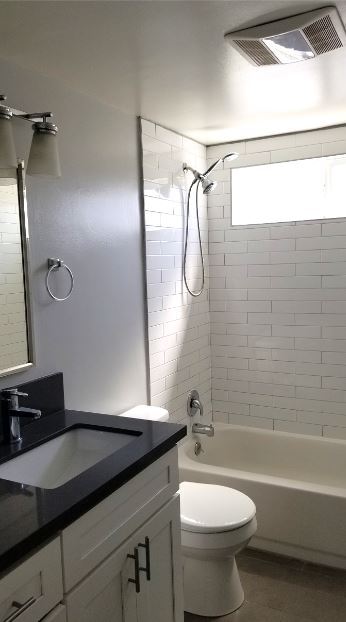 Hallway Bathroom - 321 W El Segundo Blvd