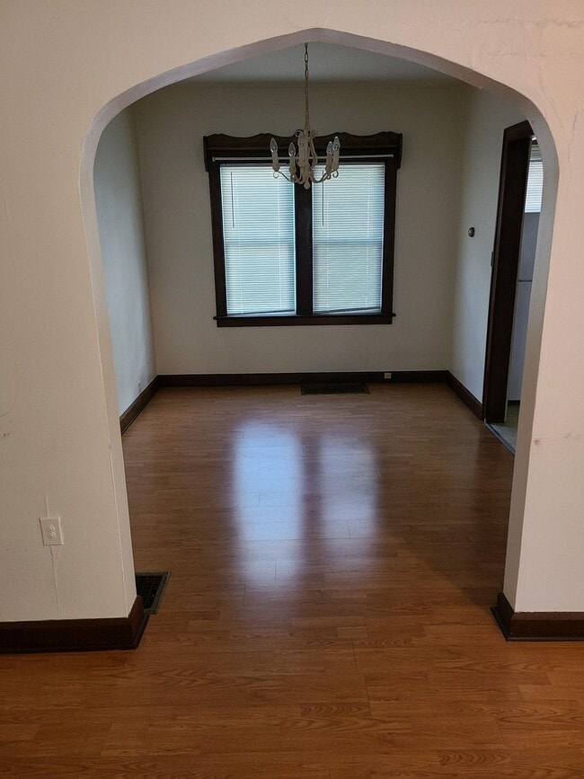 Dining room - 1128 Lincoln Ave