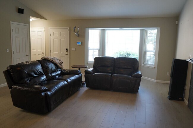 Photo - 15902 NE 82nd St House