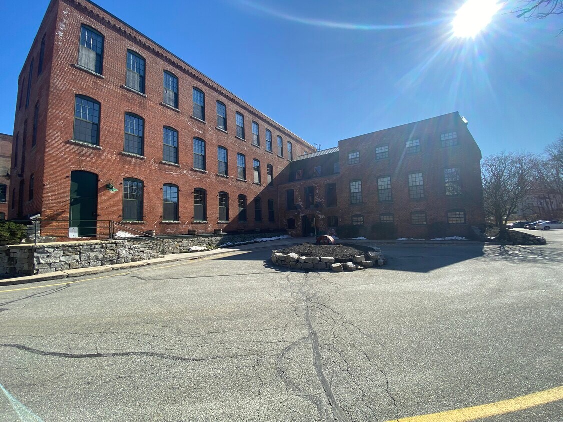 71 Princeton St Unit 104, North Chelmsford, MA 01863 Condo for Rent