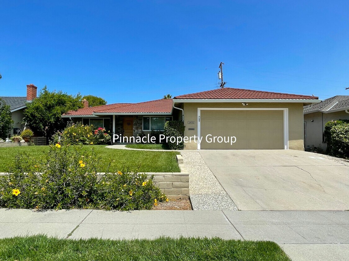 Primary Photo - 1651 Matson Dr