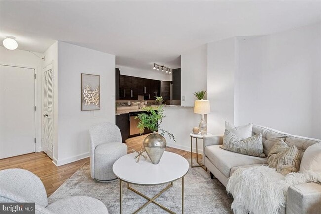 Foto del edificio - 2440 16th St NW
