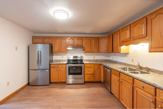 Building Photo - 120 N West St