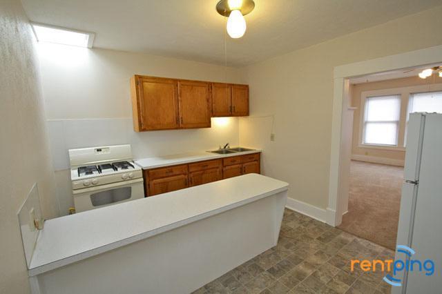 Foto del edificio - 3843 S 48th St