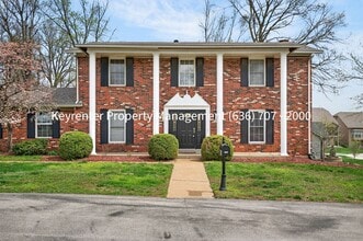 Building Photo - 15362 Olive Blvd