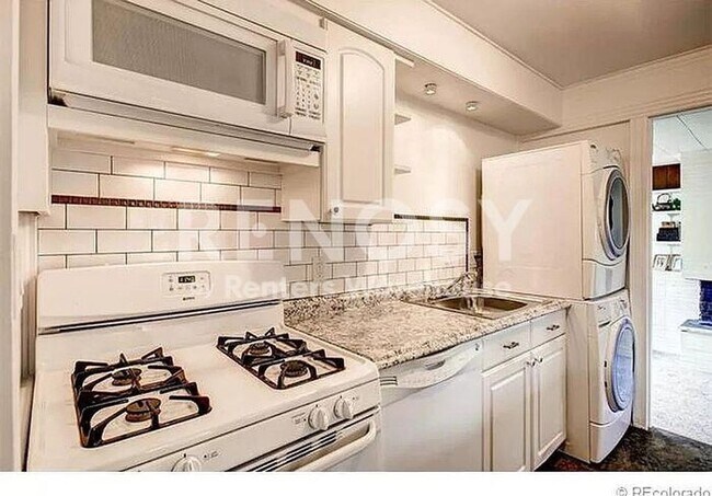 Foto del edificio - Charming 2 Bed 1 Bath in Great Neighborhood!