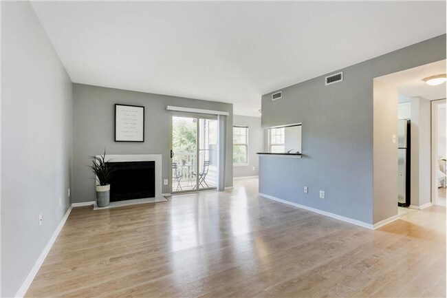 Building Photo - 11653 Gas Light Ct