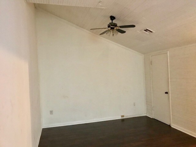 Foto del edificio - 422 Bouny St