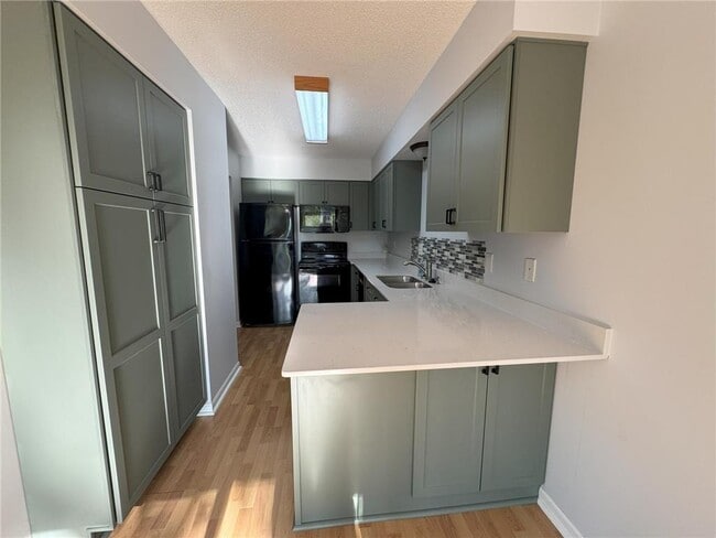 Building Photo - 15805 Griffon Path