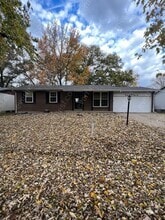 Building Photo - 2931 Oriental Dr