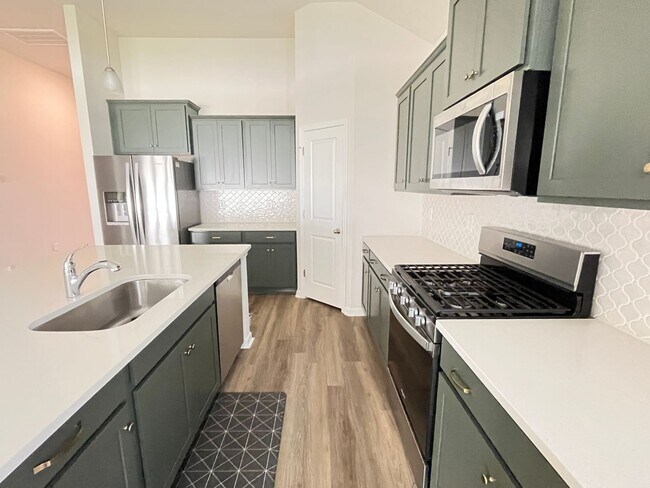 Building Photo - 1016 Chester Gln Ct