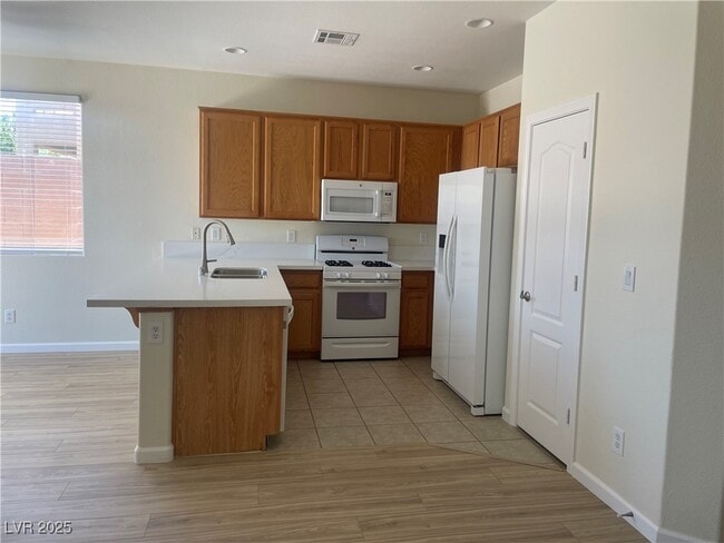 Building Photo - 11208 Star Lily St