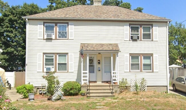 Building Photo - 21 Saratoga Rd