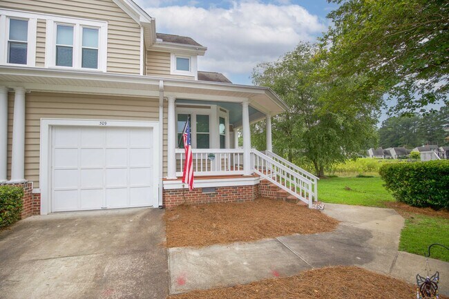 Foto del edificio - Woodlake Townhouse
