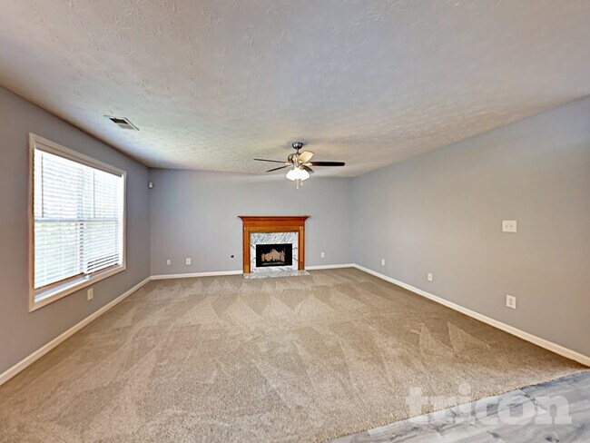 Foto del edificio - 268 Lakeview Pl