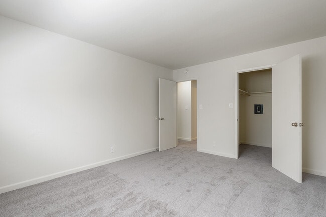 Foto del edificio - Walnut Creek Apartments