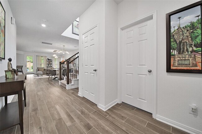 Building Photo - 4035 Mossy banks Ln