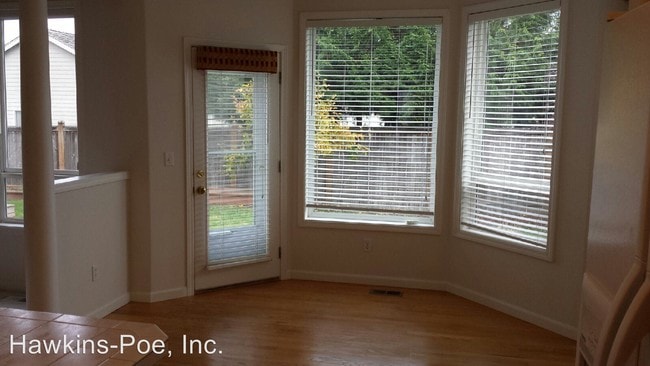Building Photo - 4 br, 2.5 bath House - 3723 Broadmoor Dr  NE