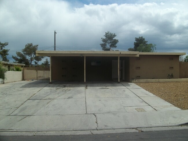 Building Photo - 5111 Blanton Dr