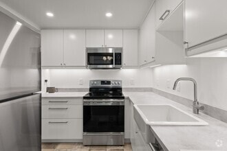 Building Photo - 108 Oswego Summit