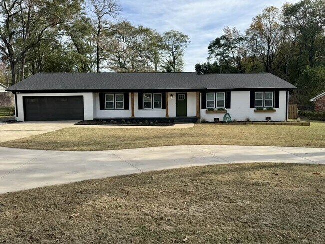 Foto del edificio - 103 Poinsettia Dr