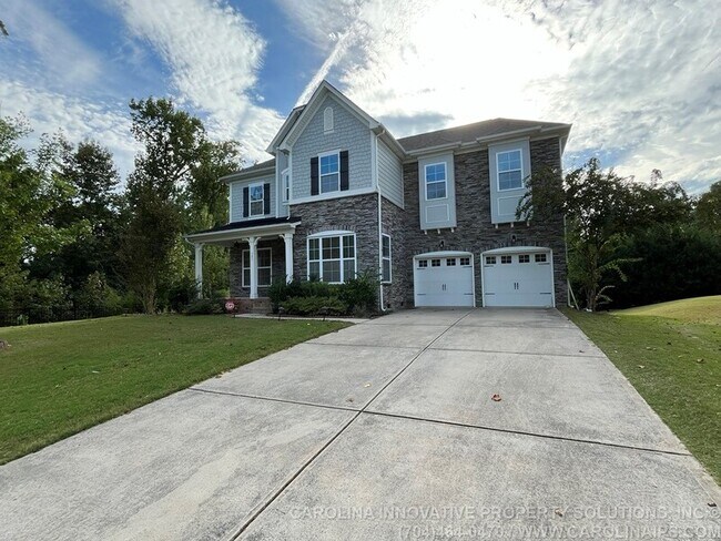 Foto del edificio - 385 Hawks Creek Pkwy