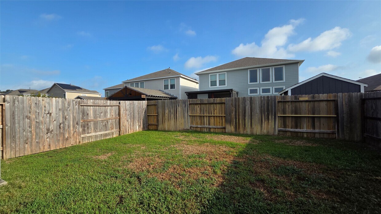 Foto del edificio - 9860 Grosbeak Ln