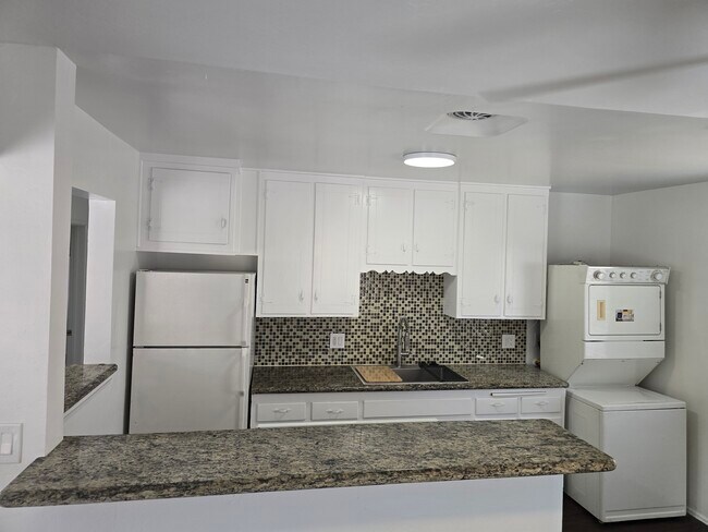 Foto del edificio - 5021 Williams Ave