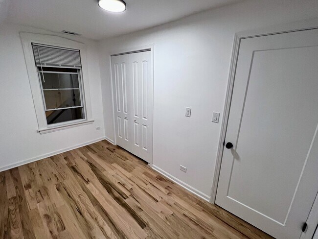 Foto del edificio - 934 N St Louis Ave