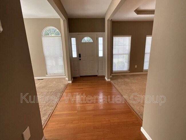 Foto del edificio - 6816 Brandywine Ct