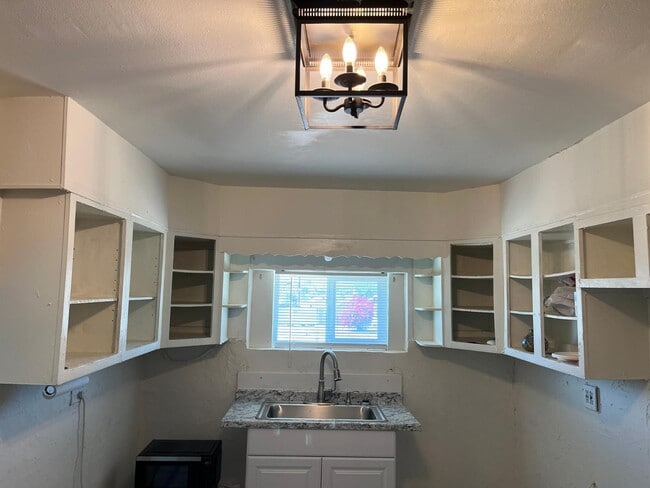 Foto del edificio - 10025 N 14th St