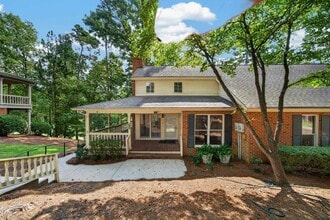 Building Photo - 1050 Cupp Ln
