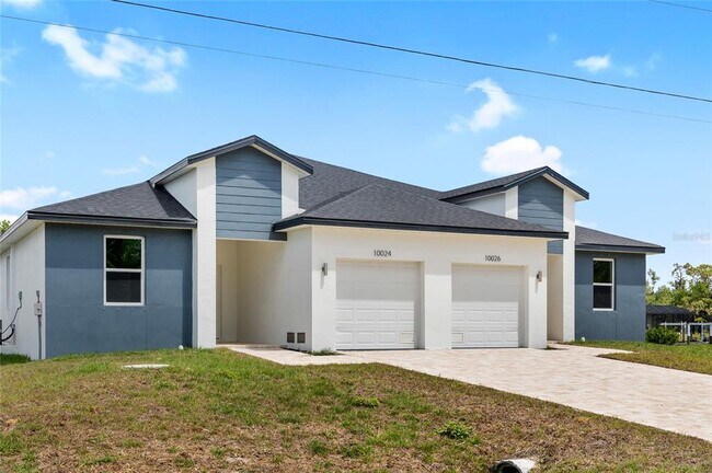 Foto del edificio - 10024 Cocoa Beach St