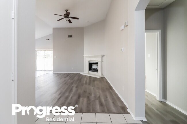 Building Photo - 1108 Melrose Dr