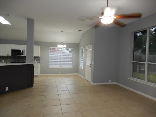 Foto del edificio - 1119 Nogales Bend Dr