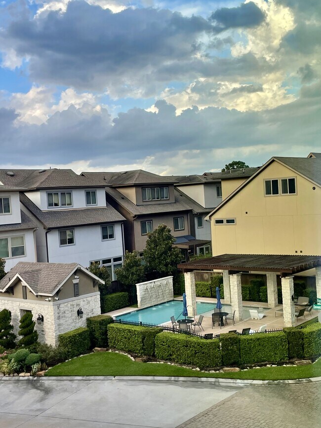 Foto del edificio - 6755 Highclere Manor Ln