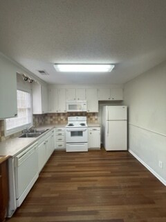 Building Photo - 227 Pethel St