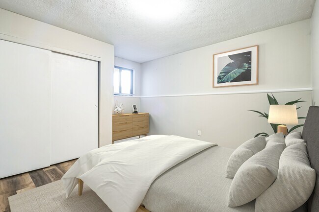 Dormitorio renovado - Chandler Commons Apartments