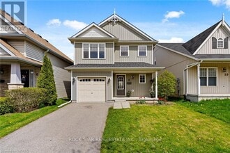 Building Photo - 8 Chicory Cresent