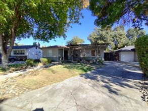 Building Photo - 210 Covena Ave