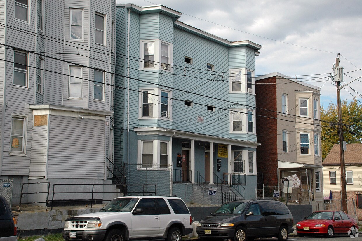 Primary Photo - 153-155 Temple St