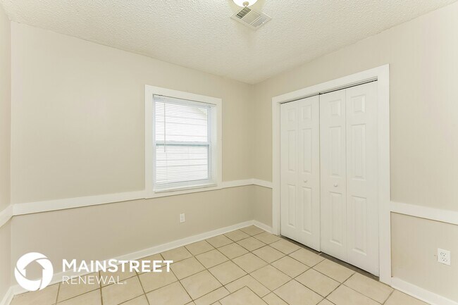 Foto del edificio - 1823 Quailwood Dr