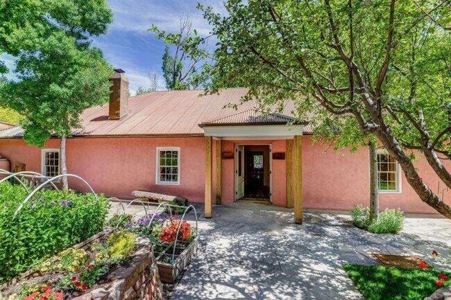 Building Photo - Live in a Piece of Santa Fe’s History – Av...