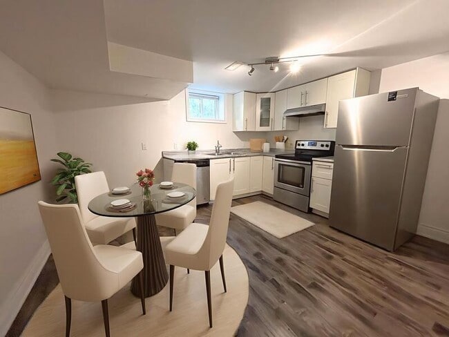 Building Photo - 105 Hester St