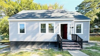Building Photo - 216 Oakland Dr