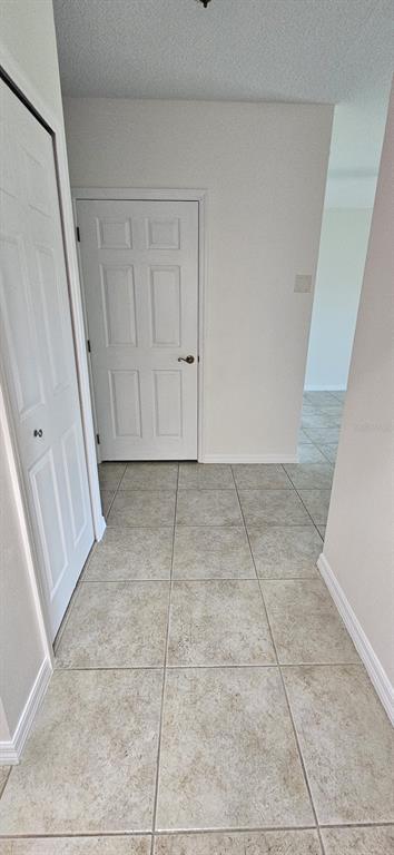 Building Photo - 495 Las Cortes Ln