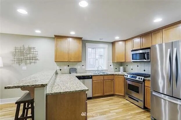 Foto del edificio - 8403a 8th Ave NW