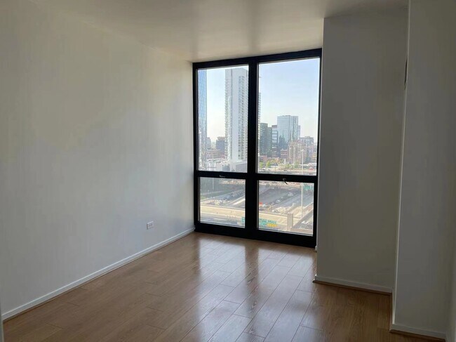 Foto del edificio - 210 S Desplaines St